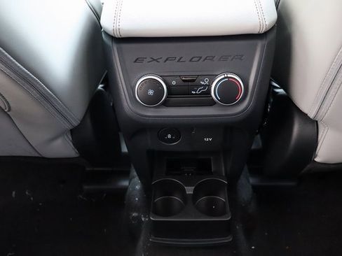 New 2026 Ford Explorer Active w/ Active Comfort Package image 32