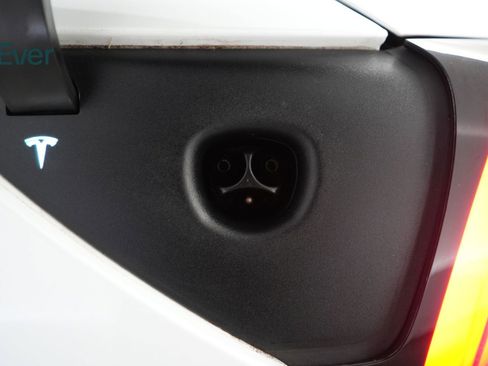 Used 2019 Tesla Model 3 Standard Range Plus RWD image 10