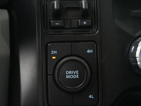 Used 2024 Ford F250 Limited AWD/4WD image 46