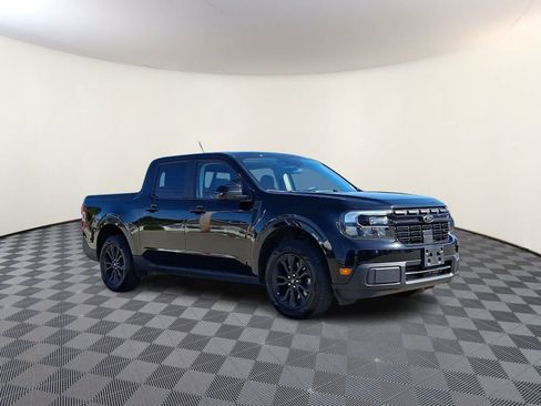 Used 2024 Ford Maverick Lariat w/ Black Appearance Package AWD/4WD image 4