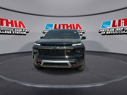 Used 2025 Chevrolet Traverse Z71 w/ LPO, Floor Liner Package image 3