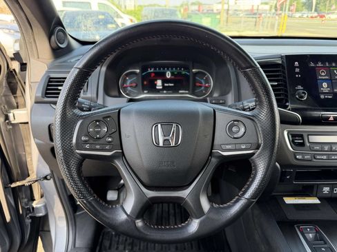 Used 2022 Honda Pilot TrailSport image 24