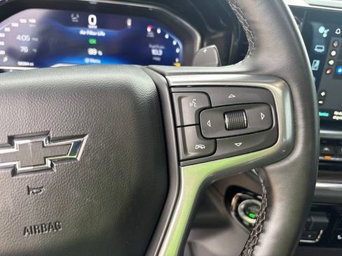 Used 2024 Chevrolet Silverado 1500 LT Trail Boss w/ LT Trail Boss Premium Package AWD/4WD image 9