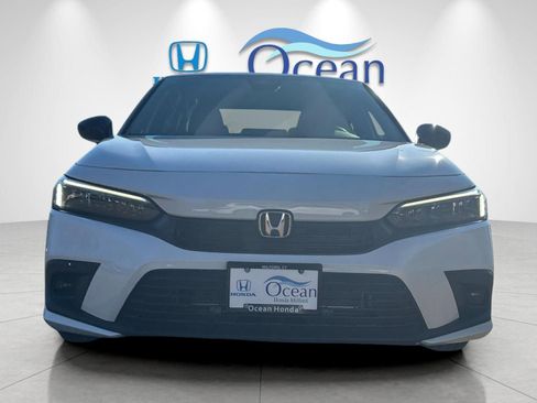 Used 2023 Honda Civic Sport image 8