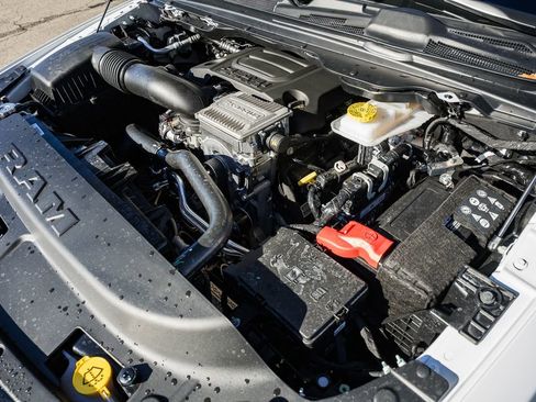 New 2026 RAM 1500 4x4 Crew Cab image 22