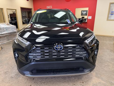 Used 2023 Toyota RAV4 Limited AWD/4WD image 2