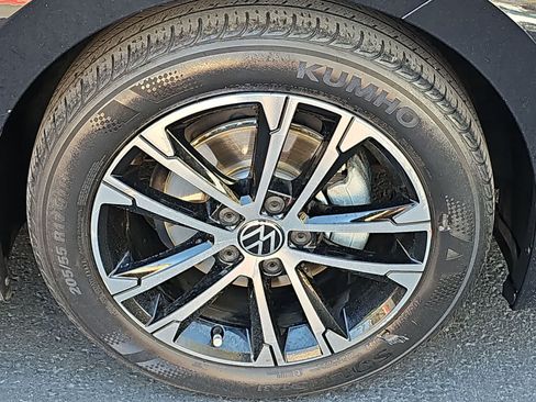 Used 2022 Volkswagen Jetta Sport FWD image 12