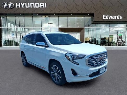 Used 2019 GMC Terrain Denali w/ Advanced Safety Package AWD/4WD image 5