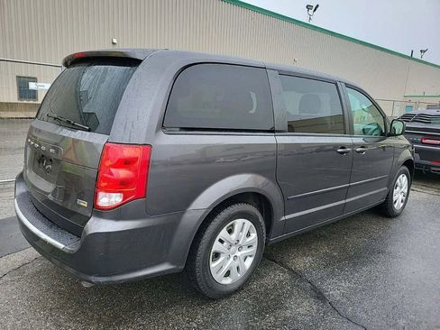 Used 2017 Dodge Grand Caravan SE w/ Power Window Group image 3