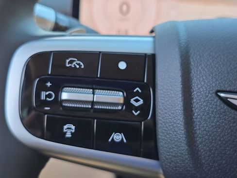 New 2026 Genesis GV70 2.5T image 23