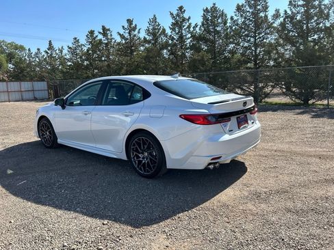 Used 2025 Toyota Camry XSE FWD image 4