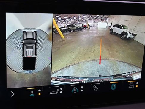 Used 2022 GMC Sierra 1500 AT4 w/ AT4 Premium Package image 30