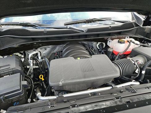 New 2026 Chevrolet Silverado 1500 Custom Trail Boss w/ LPO, Dark Essentials Package image 16