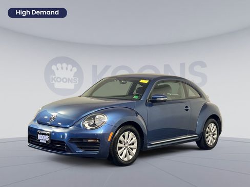 Used 2019 Volkswagen Beetle 2.0T S image 1