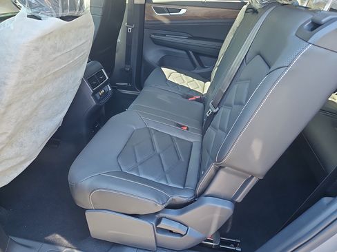 New 2026 Volkswagen Atlas SE AWD/4WD image 18