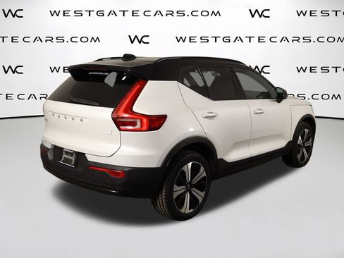 Used 2023 Volvo XC40 Recharge Plus AWD/4WD image 43
