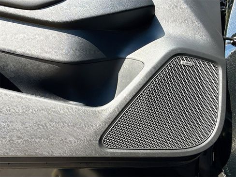 New 2025 Mitsubishi Outlander ES image 19