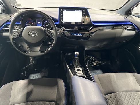 Certified 2022 Toyota C-HR XLE FWD image 7
