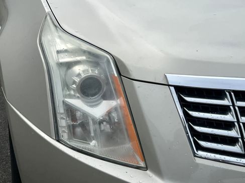 Used 2015 Cadillac SRX Luxury w/ Trailering Package image 8