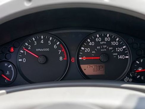 Used 2018 Nissan Frontier S RWD image 12