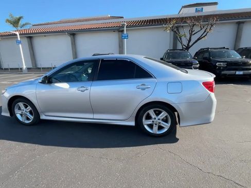 Used 2013 Toyota Camry SE image 6
