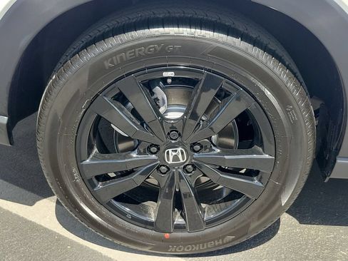 Certified 2027 Honda HR-V Sport image 7