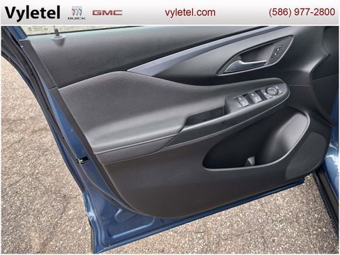 Used 2024 Buick Envista Preferred image 14