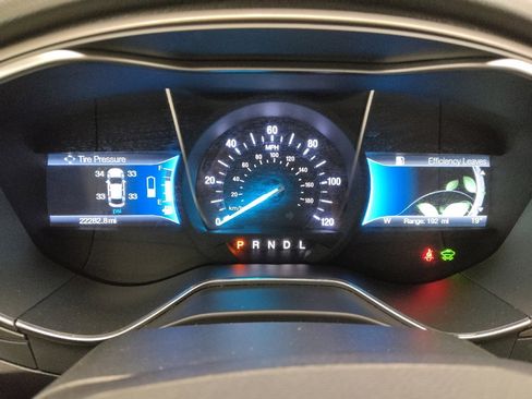 Used 2018 Ford Fusion S image 23