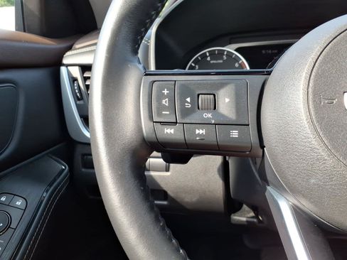 Used 2023 Nissan Rogue SV w/ SV Premium B Package AWD/4WD image 23