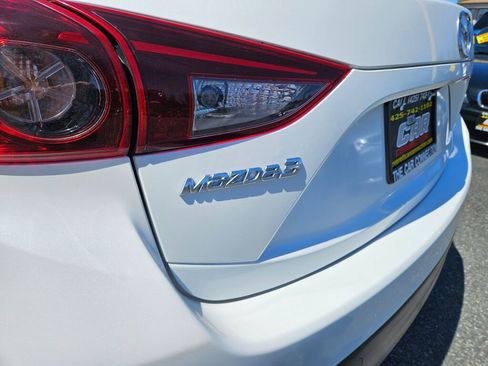 Used 2016 MAZDA MAZDA3 i Touring FWD image 10