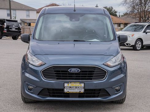 Used 2022 Ford Transit Connect XLT image 2