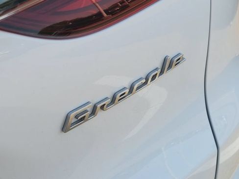Used 2023 Maserati Grecale Modena AWD/4WD image 10