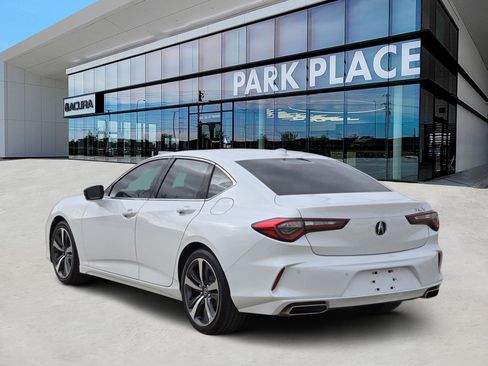 Used 2025 Acura TLX w/ Technology Package image 4