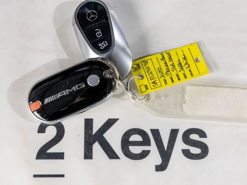 Used 2025 Mercedes-Benz S 63 AMG S w/ Rear Seat Package image 24