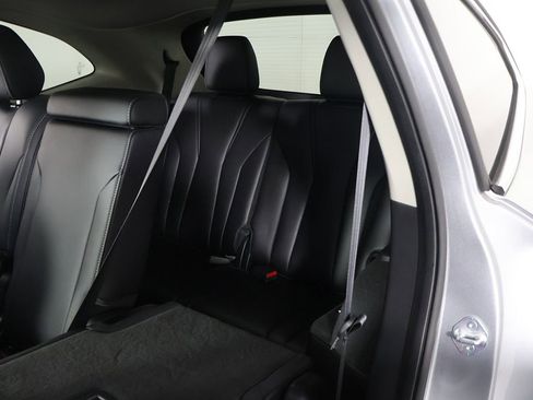 Used 2023 Acura MDX SH-AWD w/ Technology Package image 37