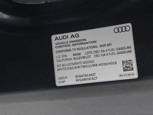 Used 2025 Audi Q3 2.0T Premium w/ Convenience Package AWD/4WD image 28