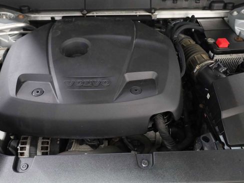 Used 2018 Volvo XC60 T6 R-Design w/ Convenience Package image 40