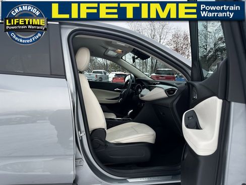 Used 2023 Buick Encore GX Preferred w/ Cold Weather Comfort Package image 36