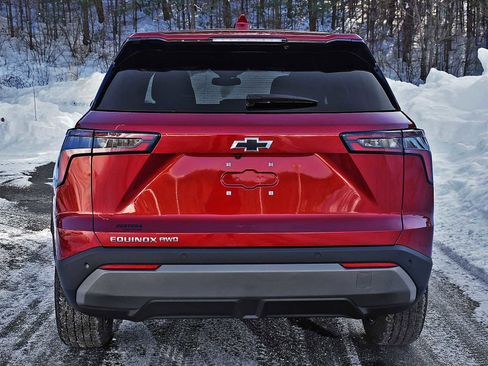 New 2026 Chevrolet Equinox LT w/ Convenience Package II image 7