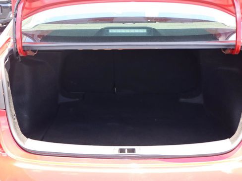 Used 2021 Toyota Corolla LE FWD image 29