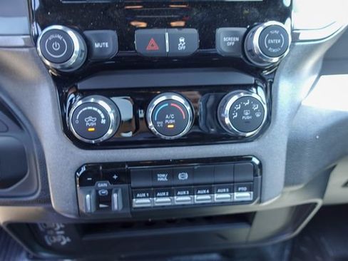 New 2025 RAM 3500 Tradesman w/ Chrome Appearance Group image 25