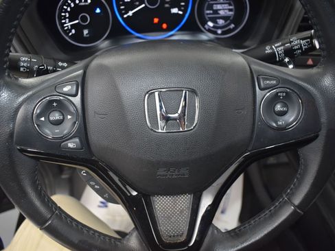Used 2021 Honda HR-V Sport image 19