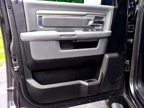 Used 2019 RAM 1500 Lone Star RWD image 22