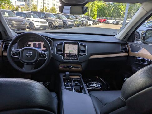 Used 2023 Volvo XC90 T8 Plus w/ Protection Package Premier AWD/4WD image 26