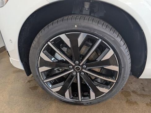 New 2026 Volvo XC60 T8 Ultra w/ Protection Package Premier AWD/4WD image 22