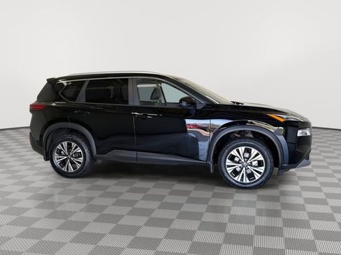 Used 2022 Nissan Rogue SV w/ SV Premium Package image 13