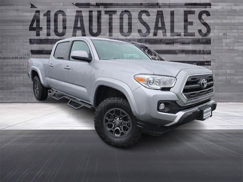 Used 2017 Toyota Tacoma SR5 image 1