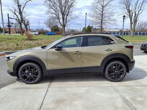New 2025 MAZDA CX-30 Carbon image 3
