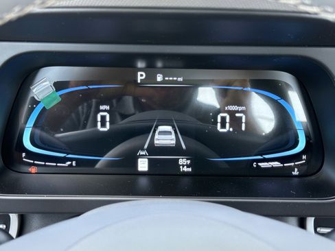 New 2026 Hyundai Elantra SEL Sport FWD image 19