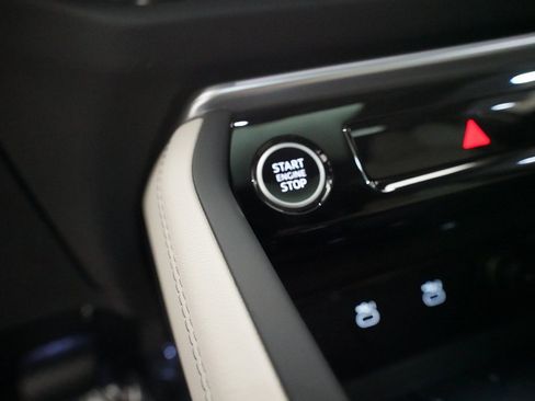 New 2025 Audi Q5 2.0T Premium Plus w/ Premium Plus image 32